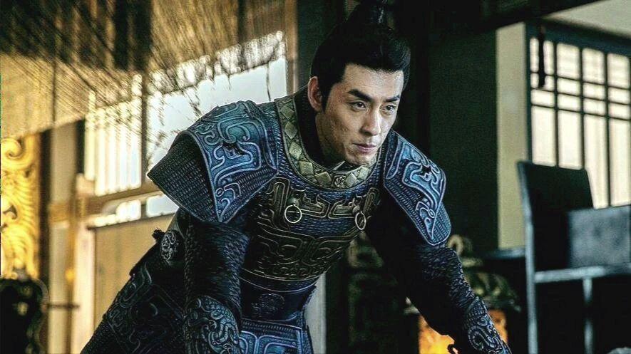 曹睿对亲爹曹丕，简直恨到了极点！公元226年，魏文帝曹丕驾崩。全国举哀，新皇