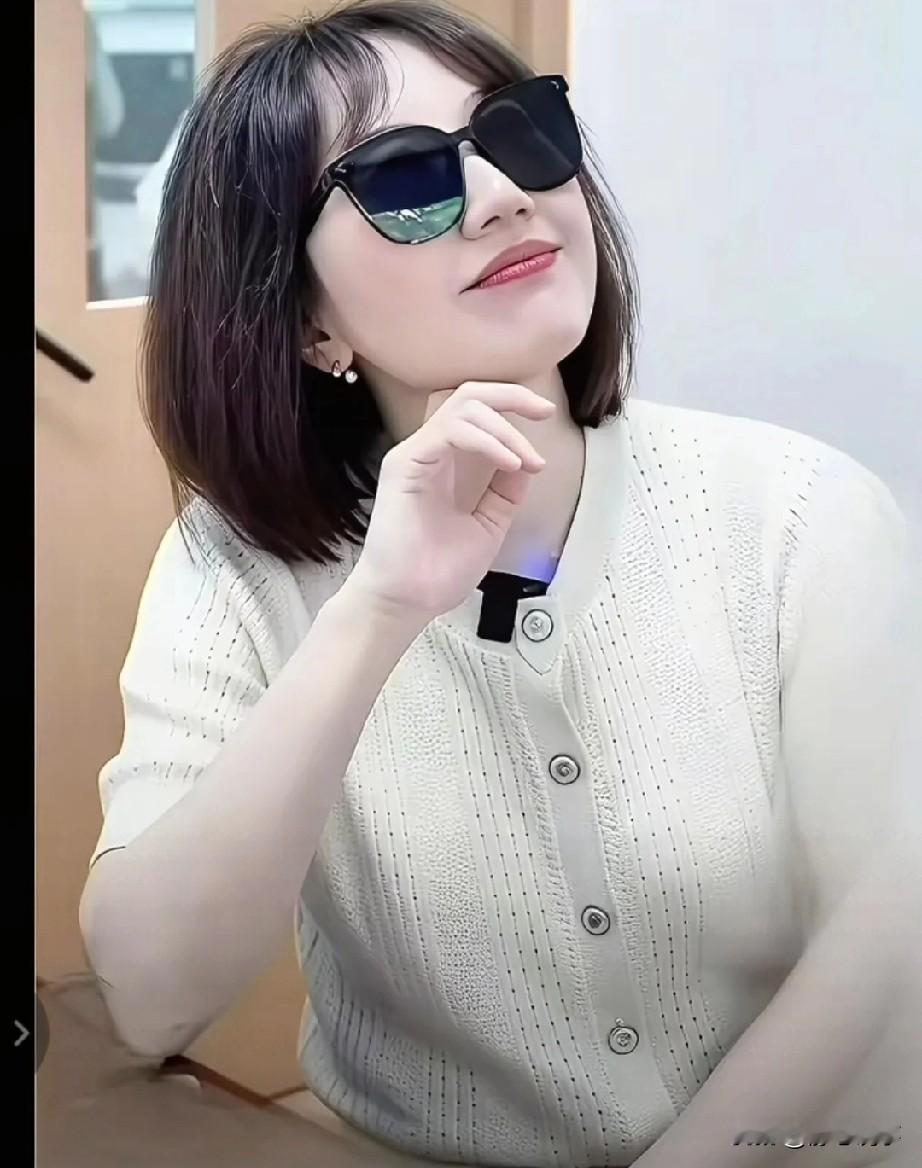 在医院，同事日常相处密切，偶尔出现感情摩擦可以理解，但断言“医院容易发生出轨行为