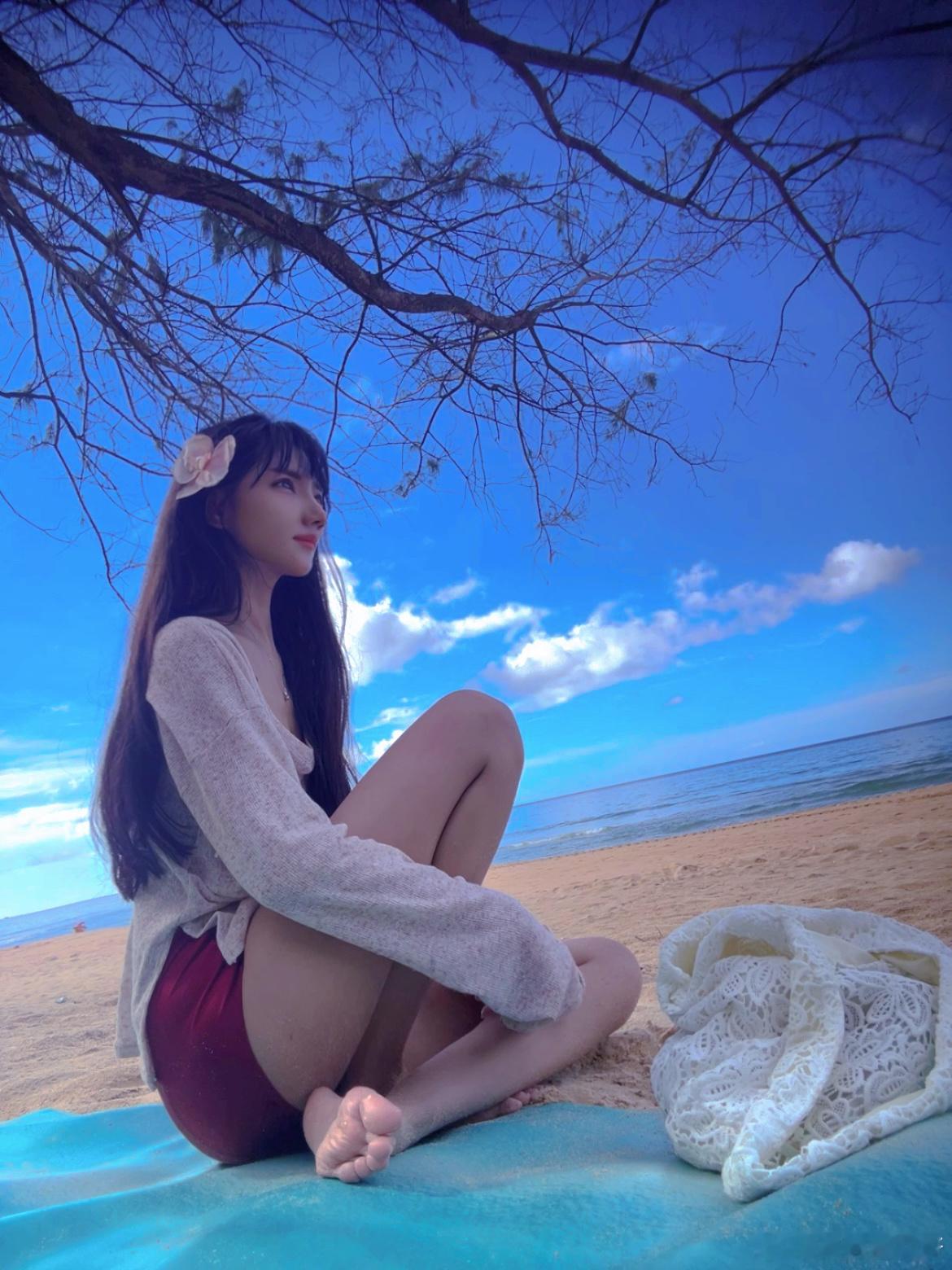 小时候喜欢的芭比娃娃就长这样[红脸笑]​​​