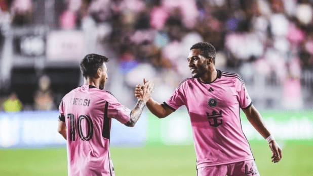 杨尼克-布赖特: 梅西是真正的领袖, 我第一次见他时差点晕倒