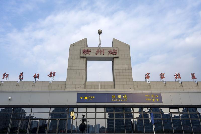 赣州能不能实现米字形交通枢纽?赣州能不能实现米字形交通枢纽？其实现在已经摸到半