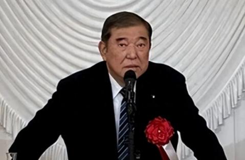 中日对峙不管怎么升级，日本好像越来越兴奋越来越嚣张了，表面上我们中国好像处于强势