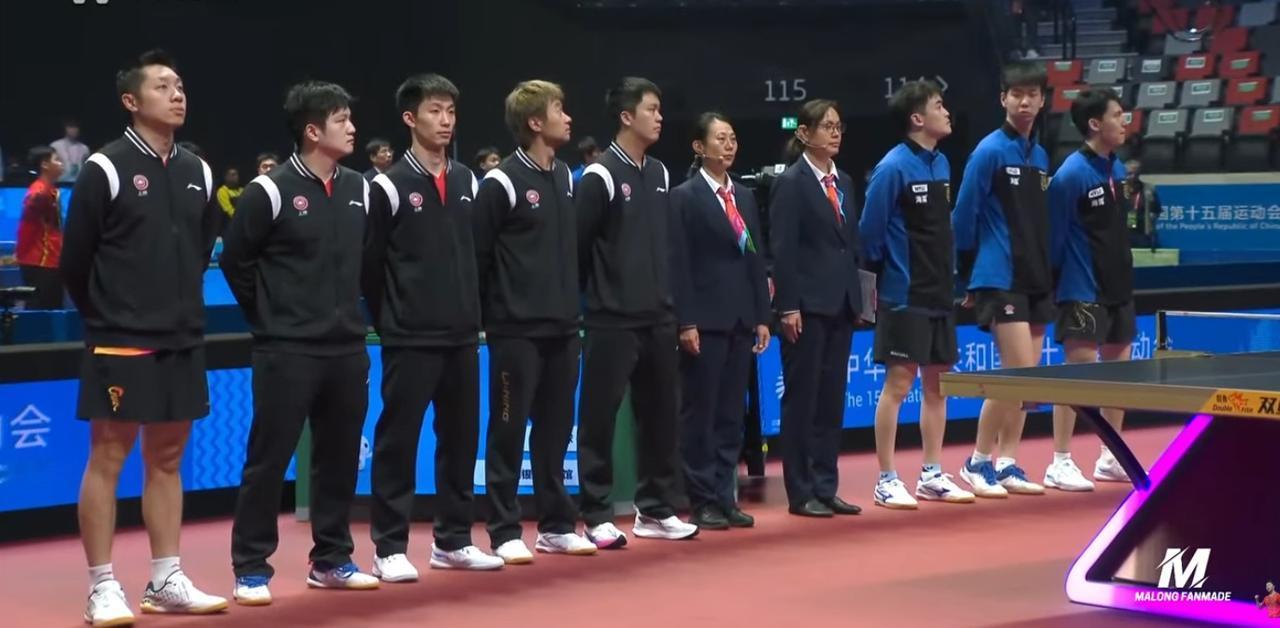 陈玘，许昕，王楚钦，三代黄金左手分到一起了。江苏队这是放弃了吗？这派了三