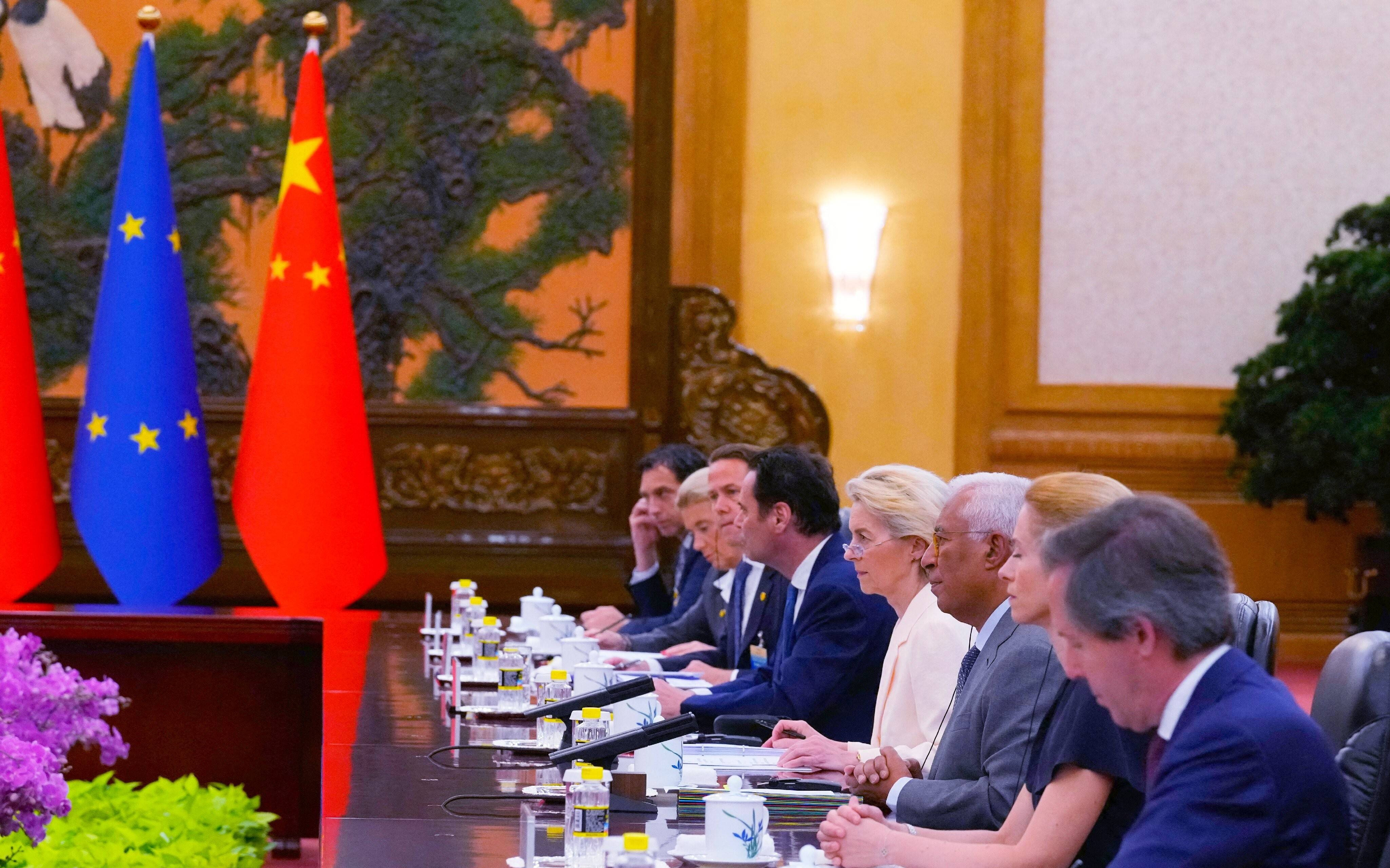 中方：中欧同属国际社会中的“大个子”，冯德莱恩识这个抬举么？
