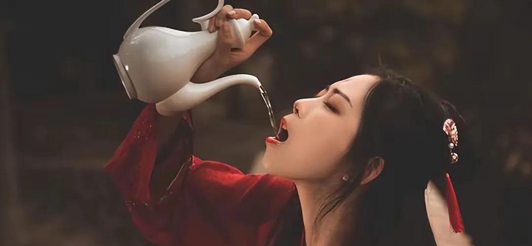 穷人有穷人的快乐，富人有富人的逍遥。不要去比较：有吃，有穿，有住，吃