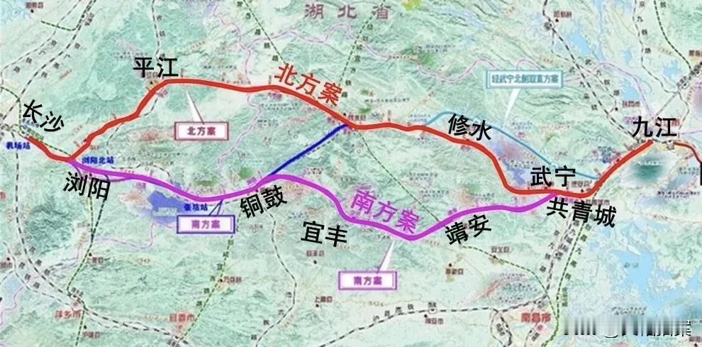 对于长沙与九江之间的高铁，长沙和九江倾向于长沙经过平江入江西，走北线方案。而江西