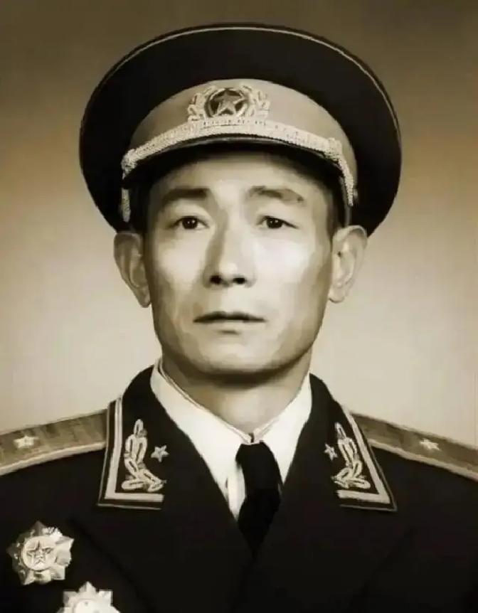 1938年，日军占领祁县后，扶植伪政权、纵容汉奸为祸乡里。386旅旅长陈赓见