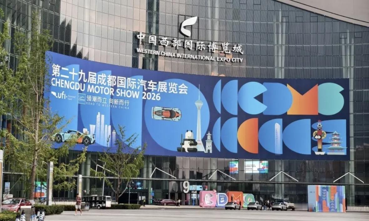 目前汽车拥有量最多的十个国家：第十名：墨西哥，4170万辆第九名：英国，4
