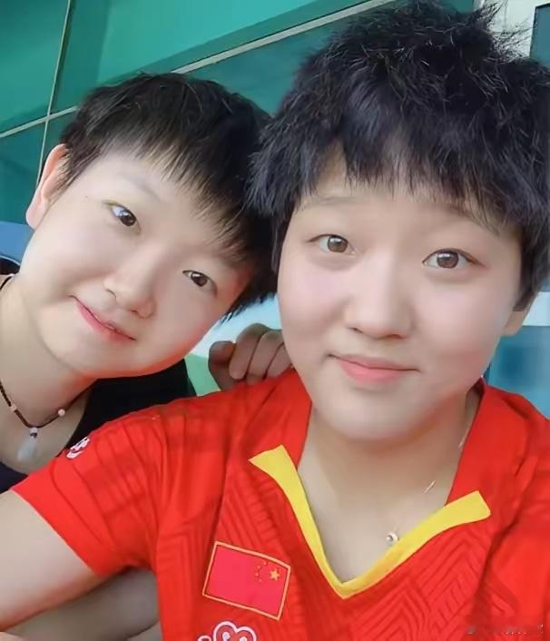 孙铭阳退出国家队看到孙铭阳正式退出国家队后。现在最难受的应该就是孙颖莎了。孙铭阳