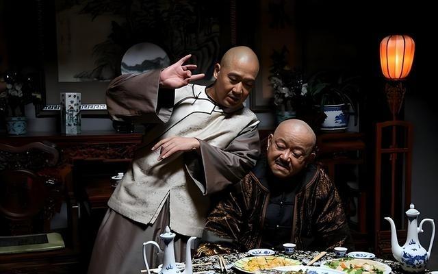 1799年，和珅临死前，皇帝问他：“你贪了朝廷这么多银子，难道花得完吗？”没想到