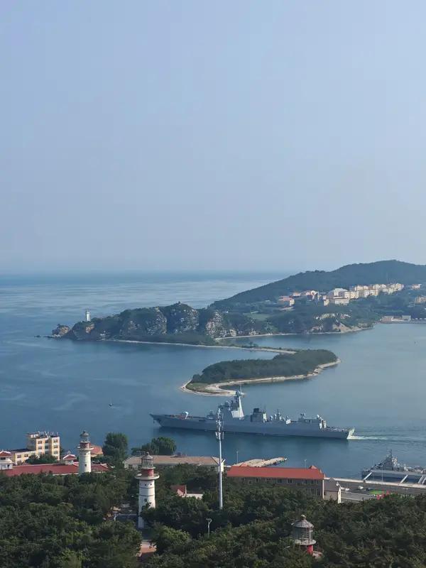 中国东部海域上空“全域封锁”40天，背后信号引猜测近日，国际民航与军事观察界