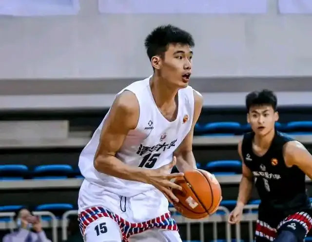 福建队再次抽中状元签,上个状元已经离开CBA,这次会选谁呢