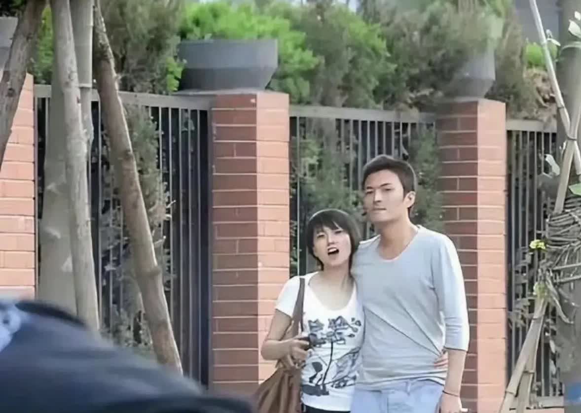 这组照片，估计高圆圆出再多钱，也不想赵又廷看到吧。[捂脸哭][捂脸哭]