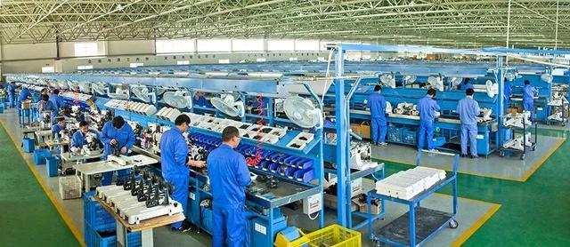 缝纫机竟成印钞机？浙江台州小作坊靠“针线活”年赚42亿，逆袭全球霸主，背后藏着你