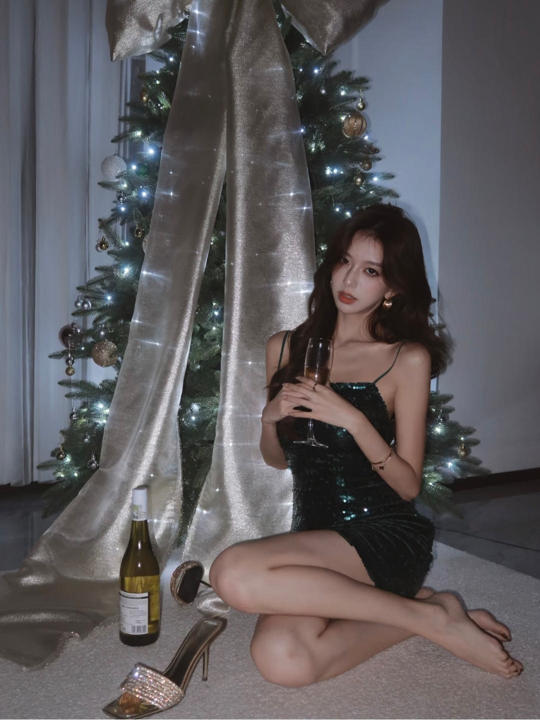 大蝴蝶结有点抢镜了。