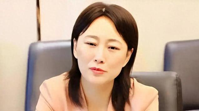 内蒙“女色虎”许爱莲,不择手段陪睡多位高官,大肆敛财只为整容