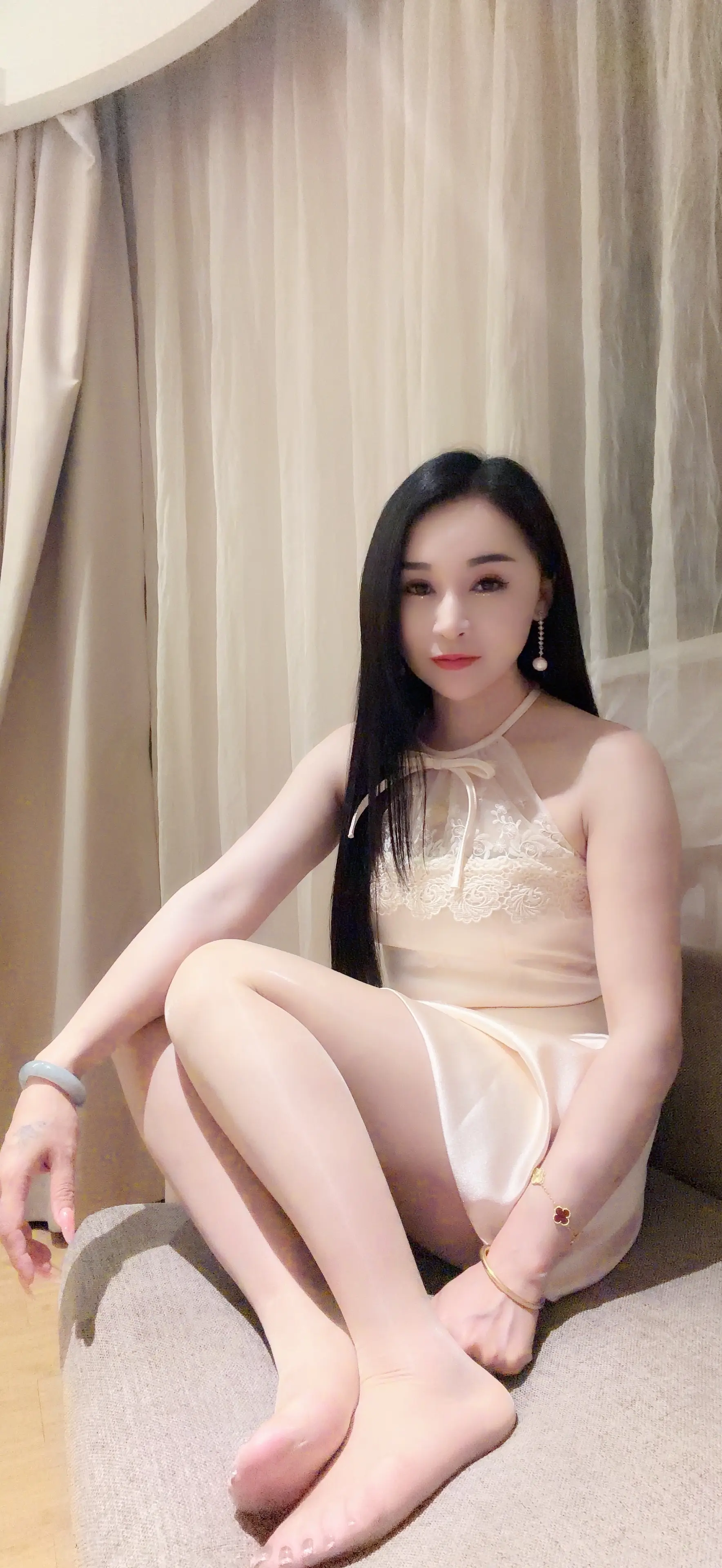 世界上很多东西都可以努力争取，唯独拥有一个友情有意的爱人💞需要一些运气……