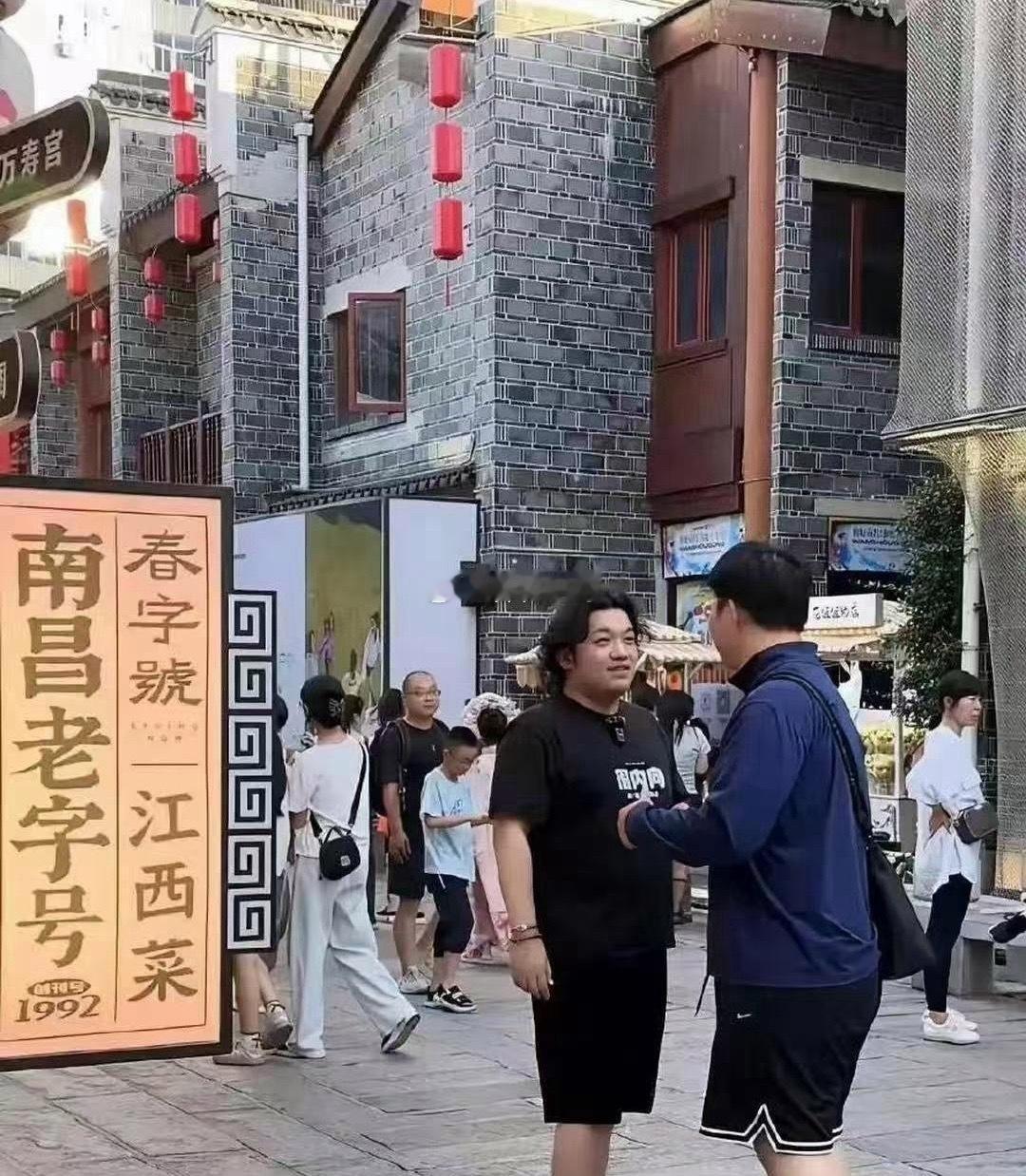这是夏雨？怪不得没人找他拍戏了！​​​