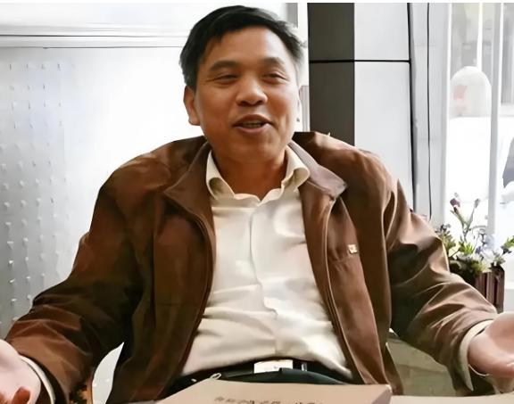 “中医不灭。天理难容？”中南大学的教授张功耀发起万人签名，仅凭西式实证标准，要求