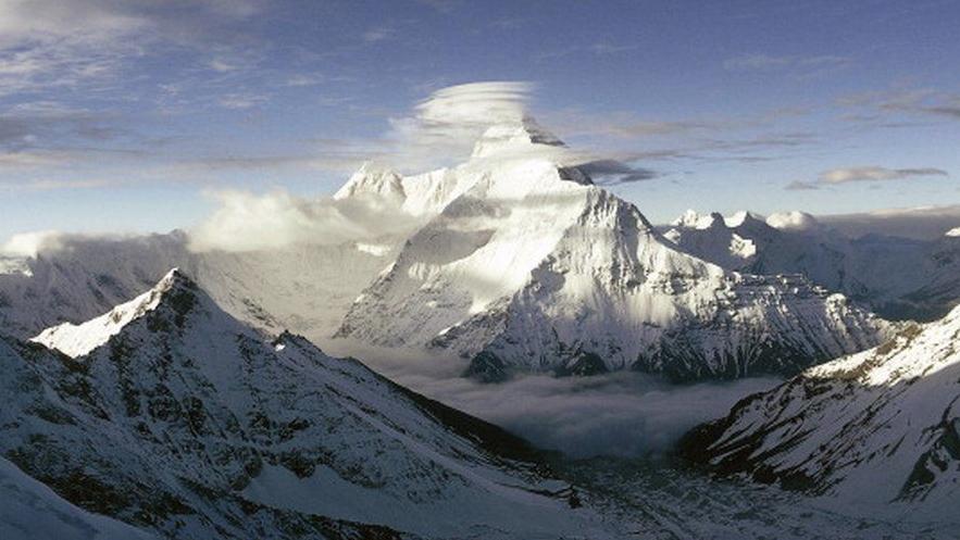 谁能想到六十多年前，喜马拉雅山的暴风雪里，藏着一场针对罗布泊的秘密行动！1964