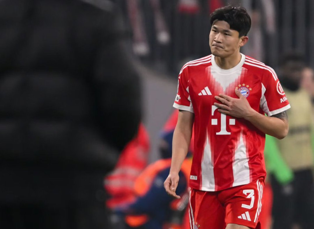 如果金玟哉想在夏天离队，拜仁不会阻拦，会听取合适的报价。如果他想留队，那么中后卫