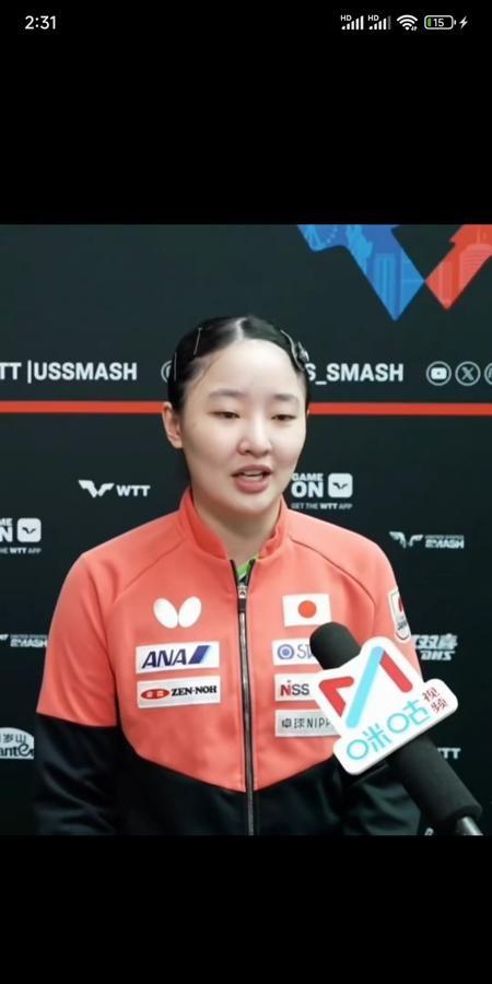 张本美和赢球后，对着镜头用中文说了句大实话。她刚在美国大满贯赛场打出一个干净利