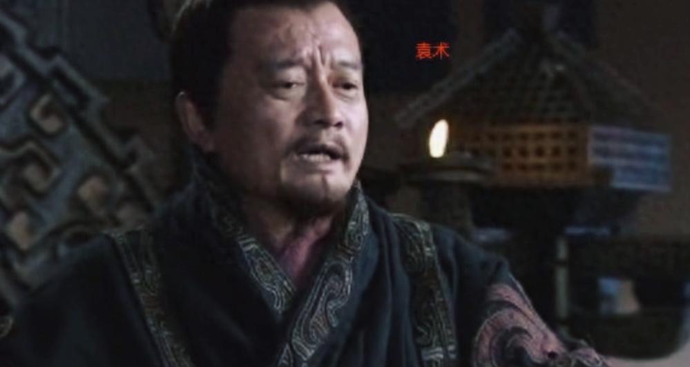 袁术手下藏着两大三国奇才，都堪称刘备克星，曹操和孙权各得其一。东汉末年天下大