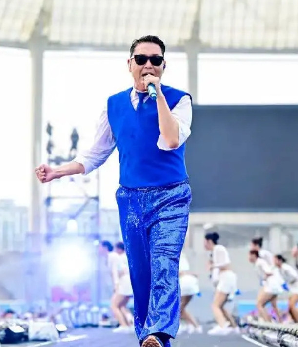 当地时间28日，韩国歌手Psy（本名朴载相，47岁）就其通过经纪人获取精神类药物