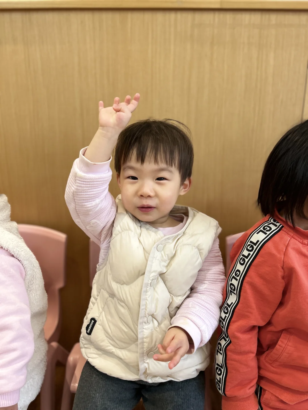 上托班拉高了娃的“快乐阈值”？