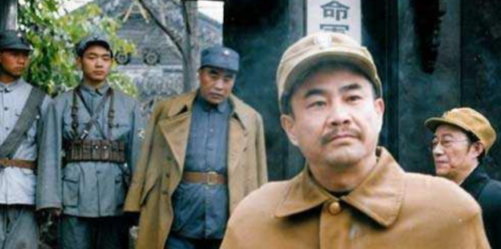 1950年，白崇禧逃到台湾后，抽空去拜访邻居朱怀冰，不料，刚踏进他的家门，便听到