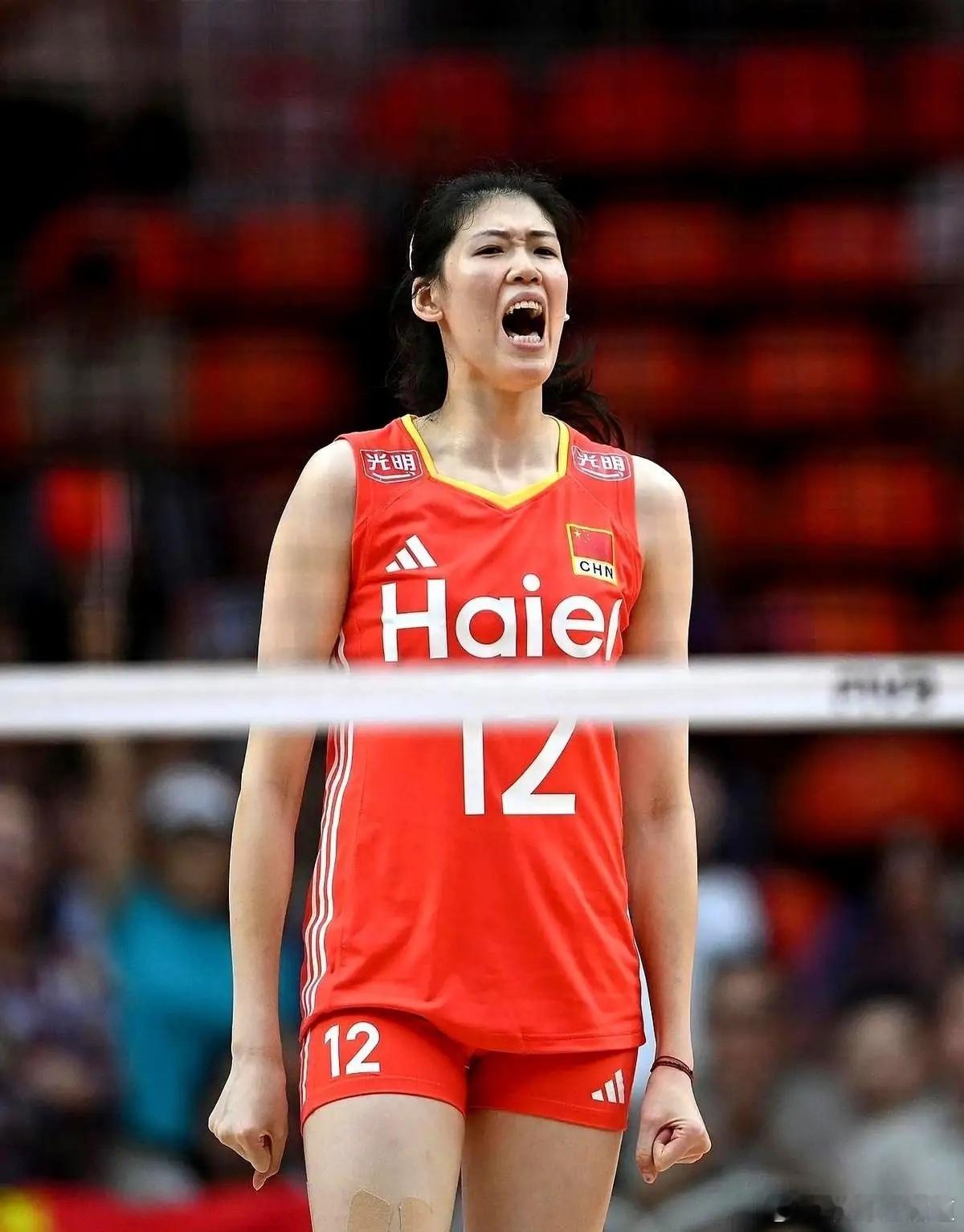 签约发布会都开完了，米兰突然叫停。但真相，可能和你想的恰恰相反。意大利媒体曝出关