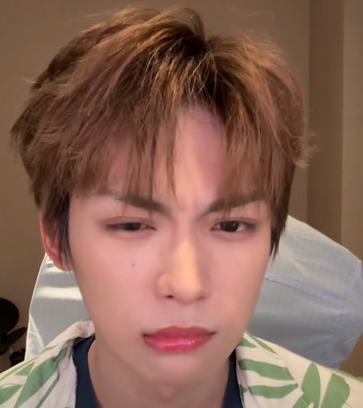 点进去稠一激灵赶快退出来了梓渝过年去斯里兰卡了