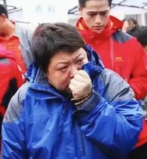 退出商业却捐出天价善款，韩红用一辈子重新定义了"慈善"韩红已经陆续退出了名下所
