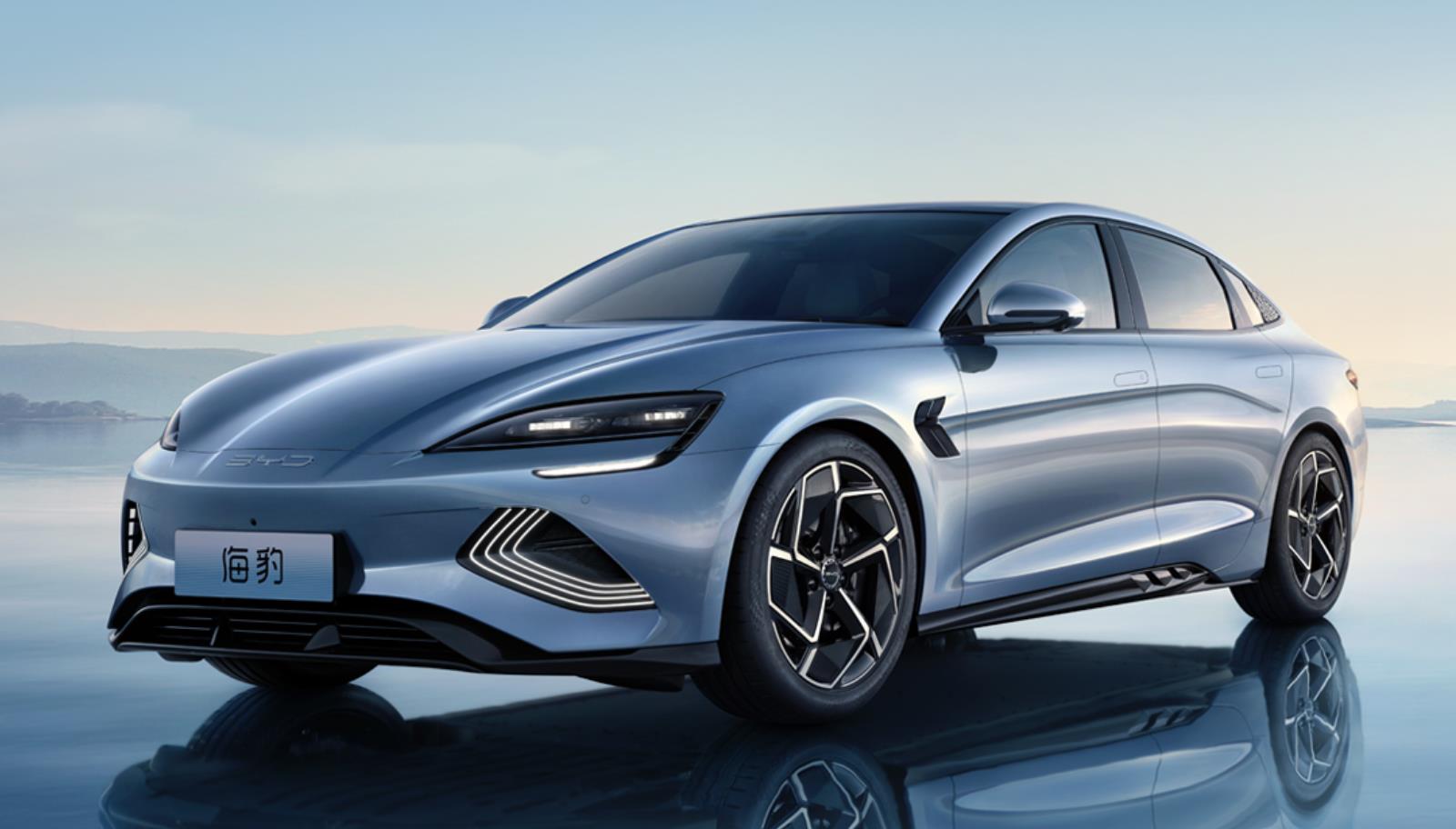 比亚迪正以雷霆之势席卷东南亚新能源市场，中国汽车智造的硬核实力，在这片热土上迎来