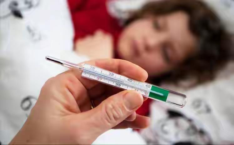 甲流死亡人数飙升！李兰娟：少吃苹果，多吃这8样，增强免疫！近期关于甲流死亡人