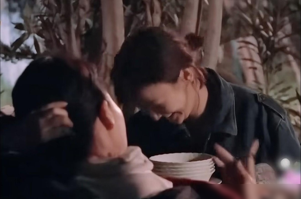 你敢信？成年人的社交杀招根本不是翻脸！11年前《花儿与少年》第二季，土耳其这场饭局藏着最扎心的成年人