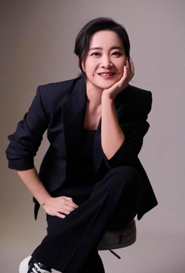 近五年华语女演员一番单片票房第一！2021年女演员一番单片票房第一是贾玲的《你