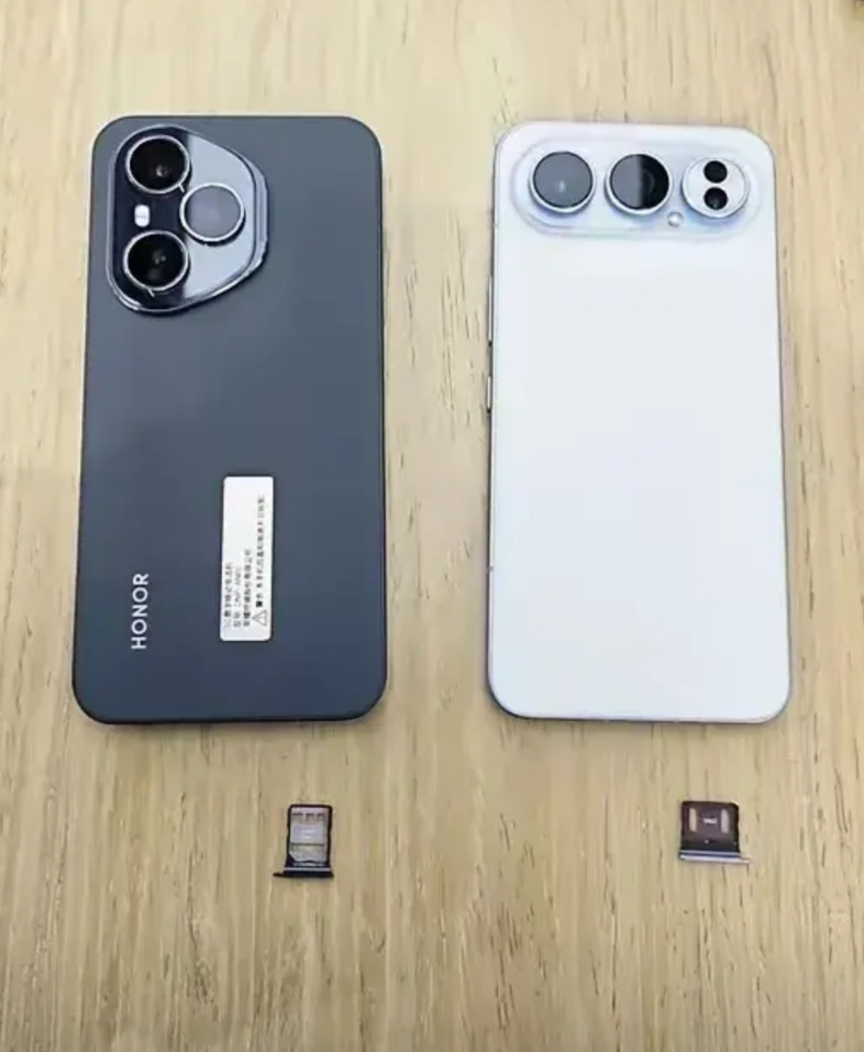 为了这颗8000mAh的电池！荣耀也是拼了！荣耀500的卡槽从竖插变成更差，