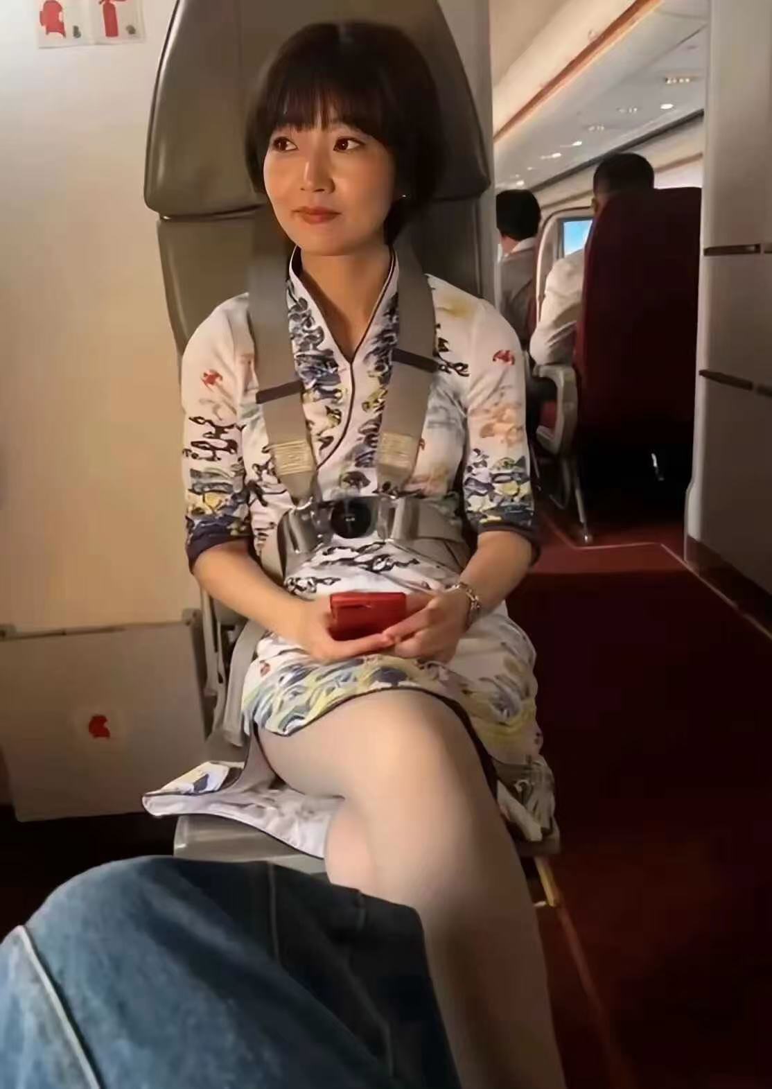 这空乘气质一般啊.....