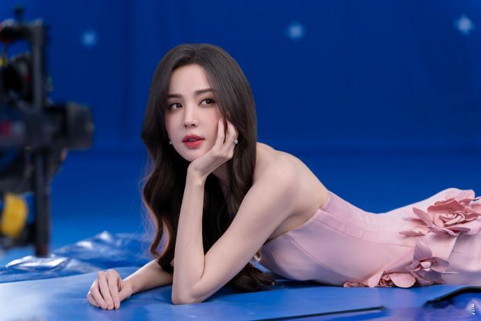 娜扎早期经济上升期的美娜扎的美真的经得起时间考验🥹！早期经济上升期的模样灵