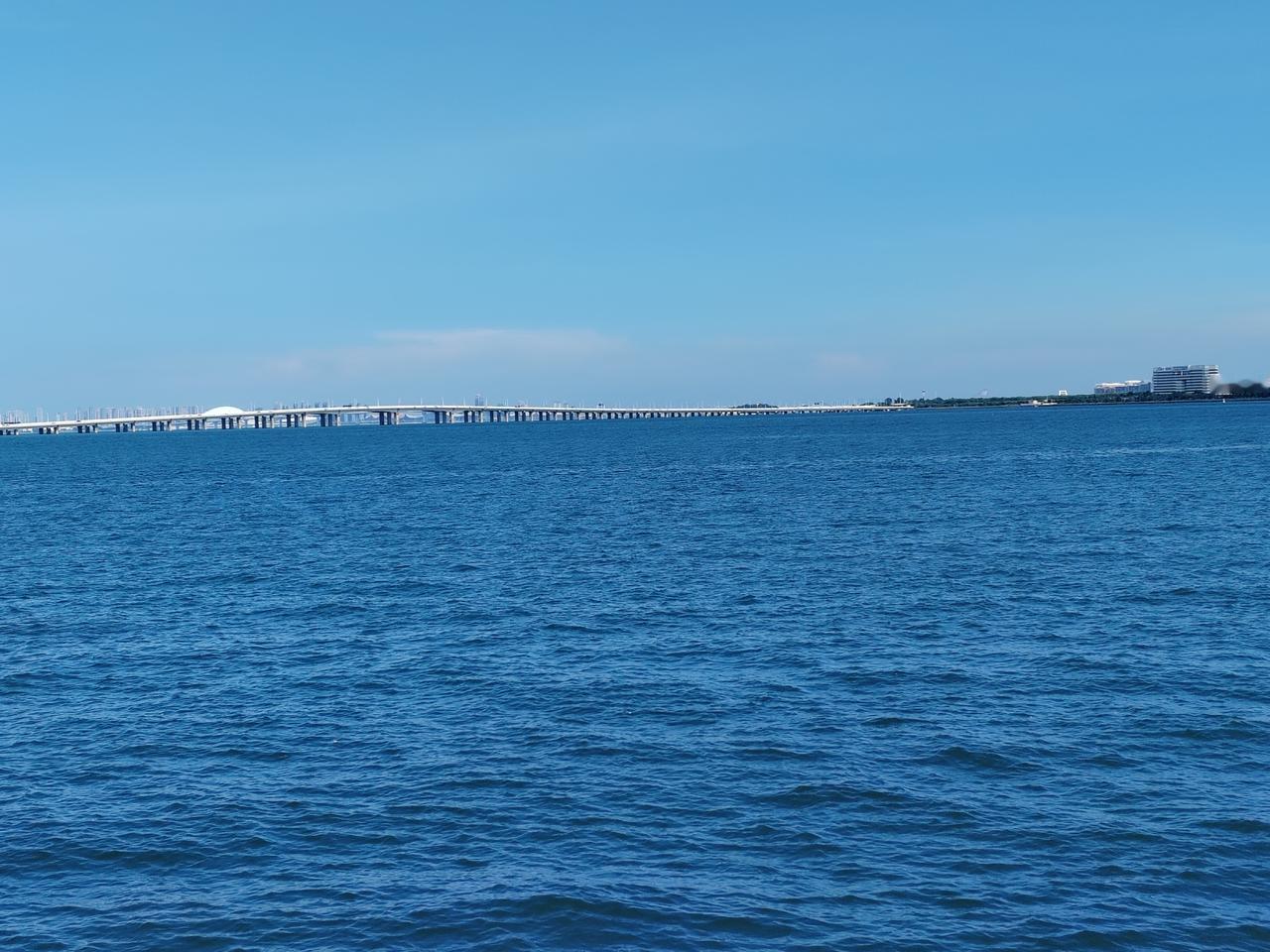 关注券商这么久，发现券商板块调整结束最重要的一个标志就是极度地缩量，就比如今天上