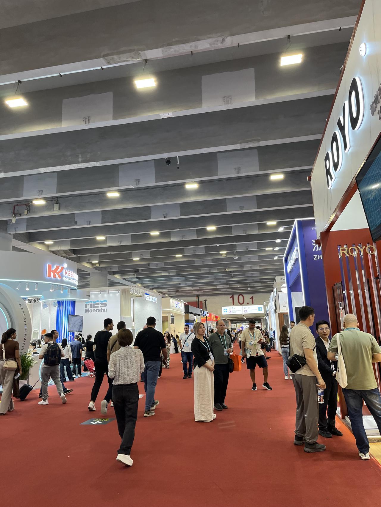 广交会，去一次心凉一次还真的是广交天下朋友吗？广交会二期结束了，几家欢喜几家