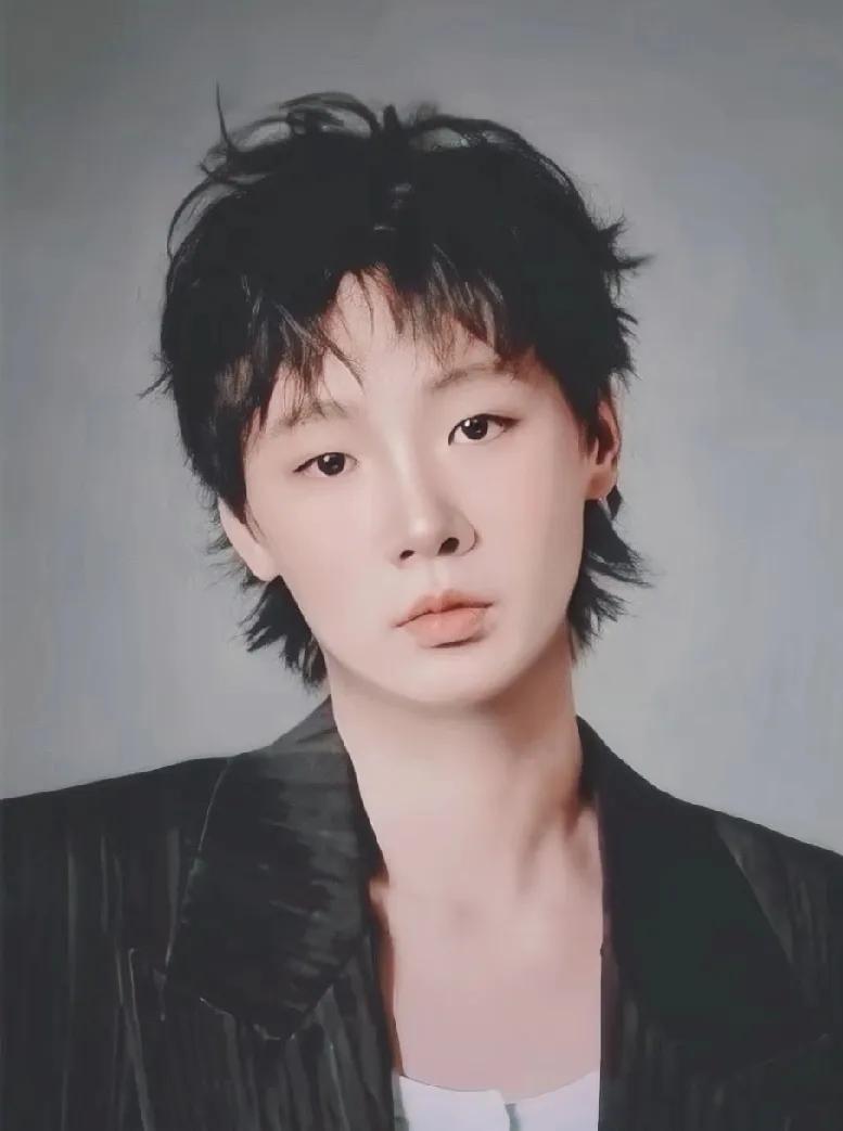 被王曼昱惊艳到了！家人们，刷到王曼昱这张图，第一反应竟是“这是哪位明星？”