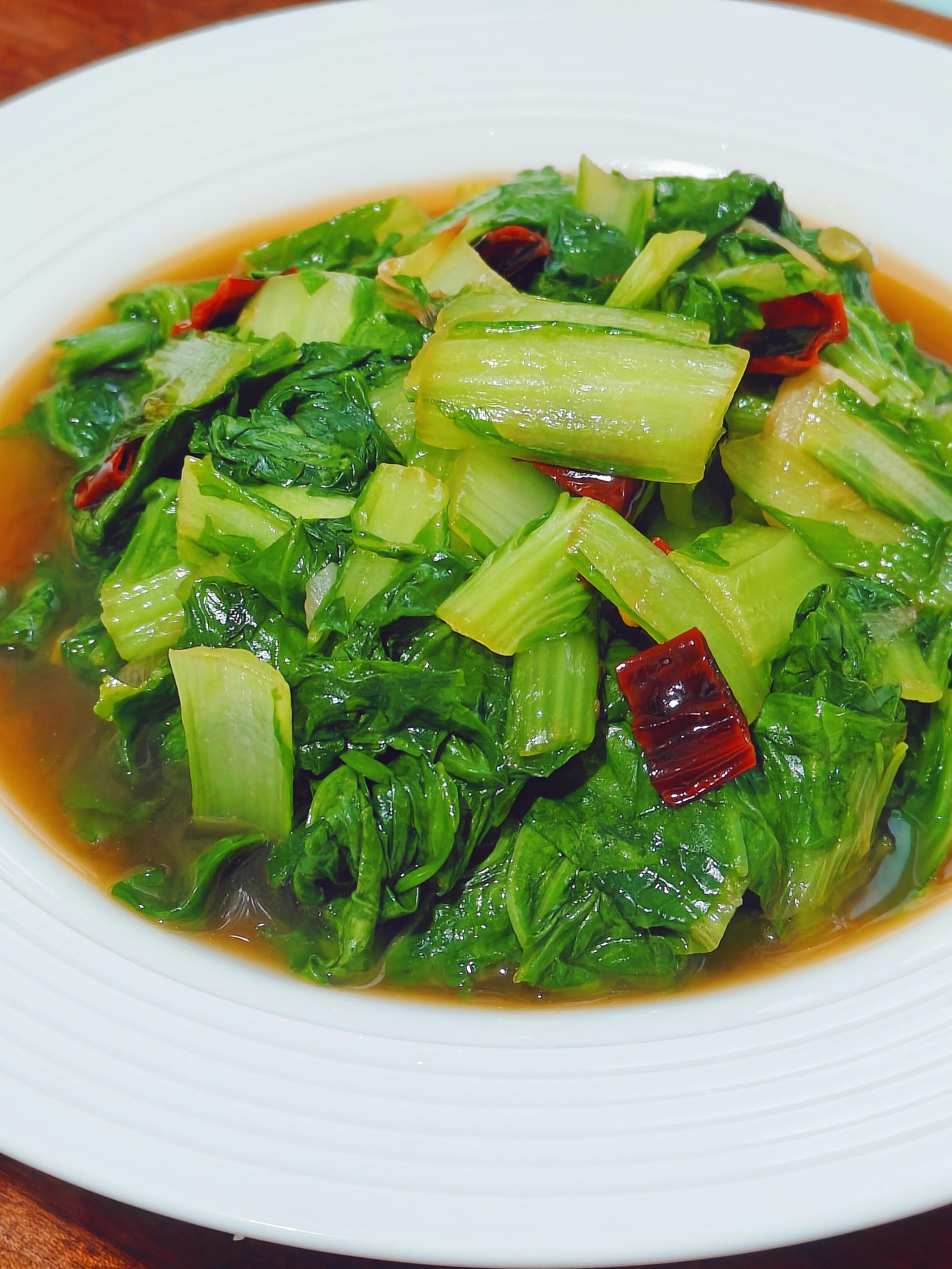 小白菜就该这么炒，脆嫩不发黑，3分钟快手搞定😭家人们谁懂啊！终于解锁了小白菜