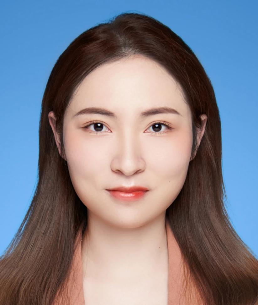 段佳，1996年出生，湖北孝感人，中国科学院上海药物研究所研究员、博士生导师。2