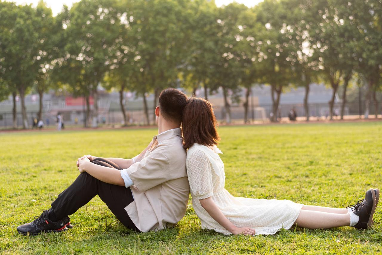 结婚超过10年才清楚，夫妻感情走散的原因，就这8个！1.嘴碎。饭菜不合口味