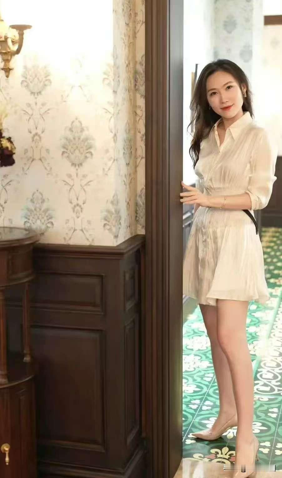 艺术区里关一天感受过去的气息。艺术馆写真景艺术画廊体验路过艺术区八大艺术区