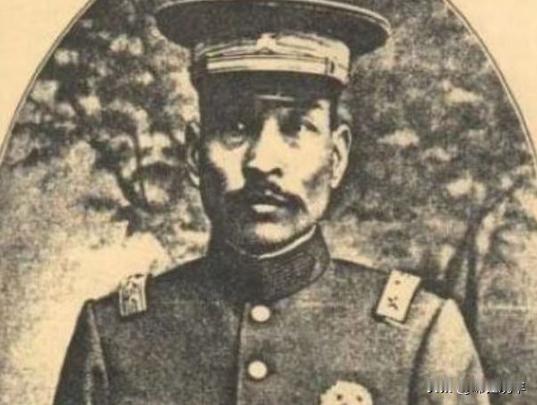 民国时有个督军叫王占元，极其抠门。别人请客，他次次都到，吃得最香。轮到他请客，永