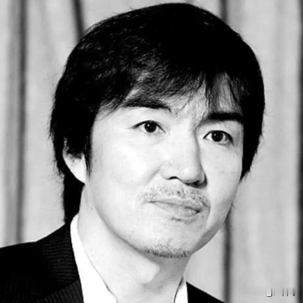东野圭吾走了，肠癌，68岁，给咱们普通人提了4个醒。这位用《白夜行》写尽人