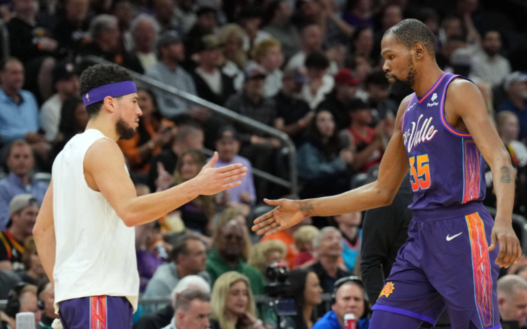 杜兰特都带不动的布克，别想杰伦格林和狄龙能带得动了！附加赛打开拓者，太阳最后眼